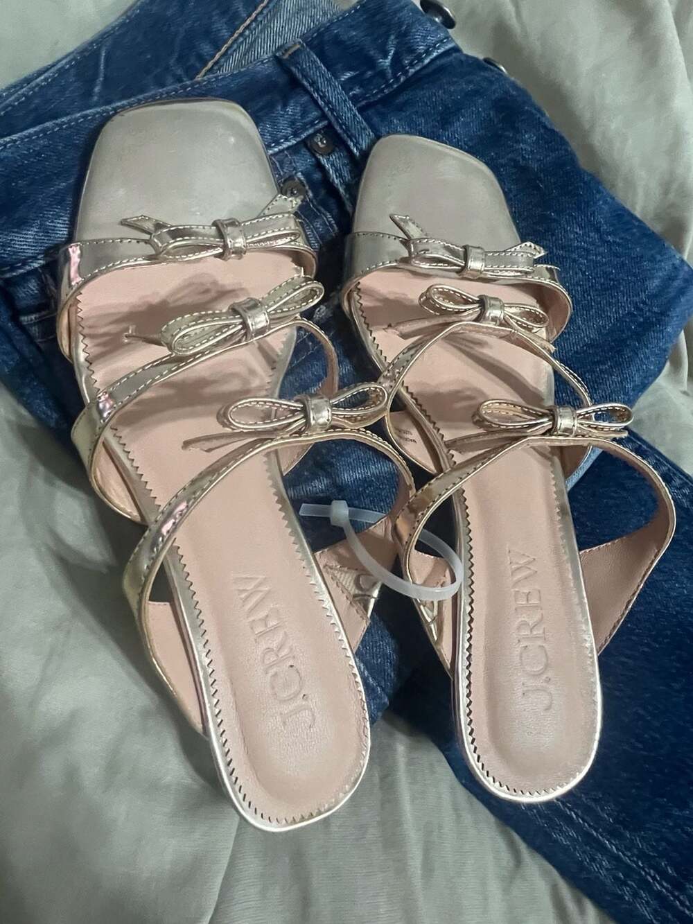 J. Crew Zadie Metallic Leather Bow Kitten Heel Sandals Size 6.5 Gold